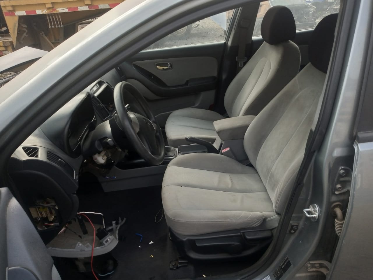  Hyundai ELANTRA 2010    EN DESARME